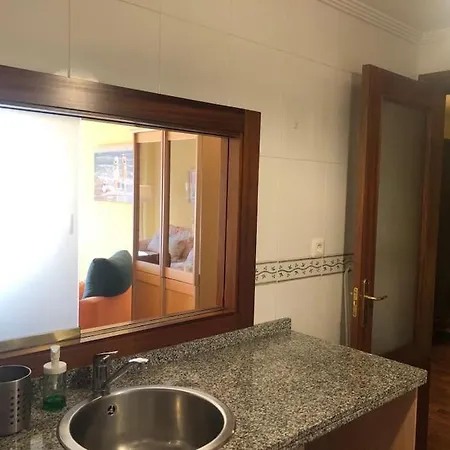 Acogedor En La Plaza Del Pueblo Apartment Nueva De Llanes